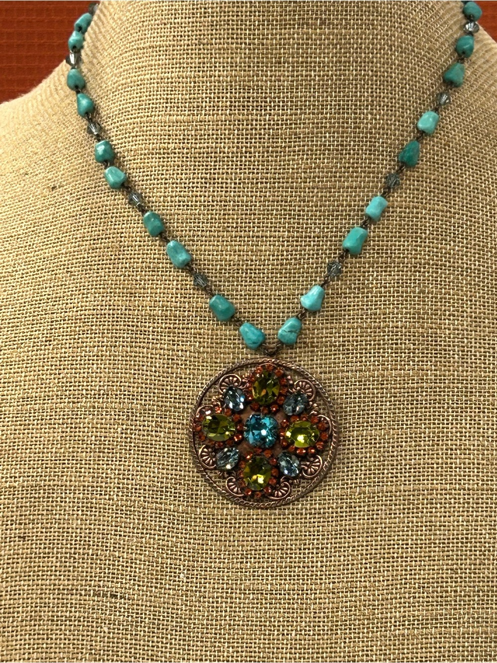 Beautiful Liz Palacios turquoise and Swarovski crystal medallion necklace